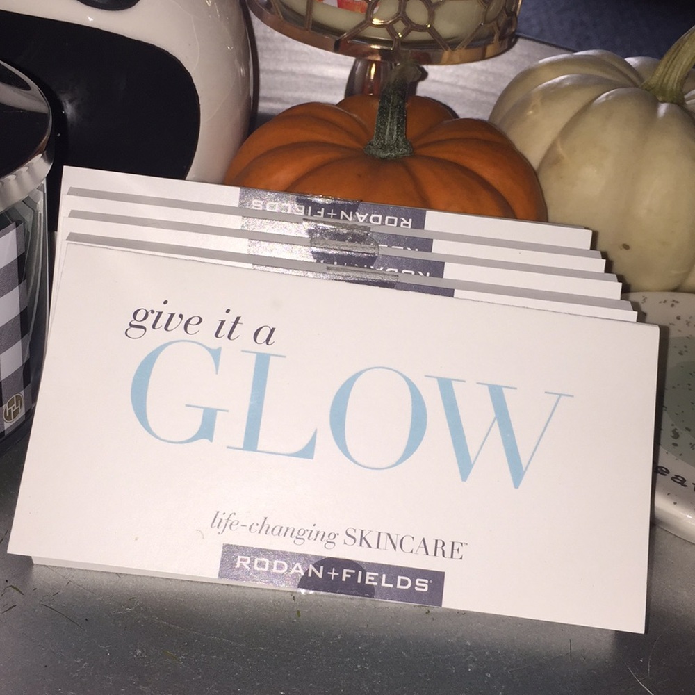 Give it a GLOW Sample Packets from Rodan+Fields